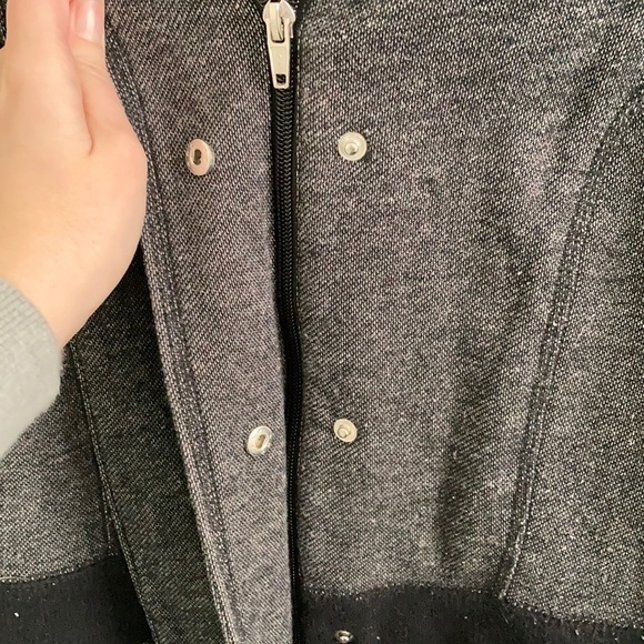 Guess Jacket - Picture 8 of 8